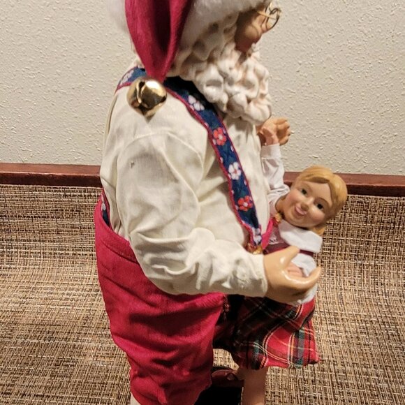 Clothtique Possible Dreams - Santa Claus Dancing with Girl -Christmas Dance - Picture 4 of 13